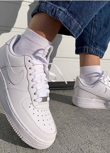 NIKE AIR FORCE