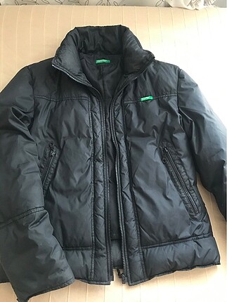 Benetton siyah kaz tüyü şişme mont