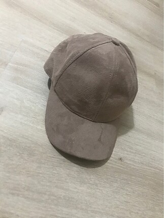 H&M süet şapka
