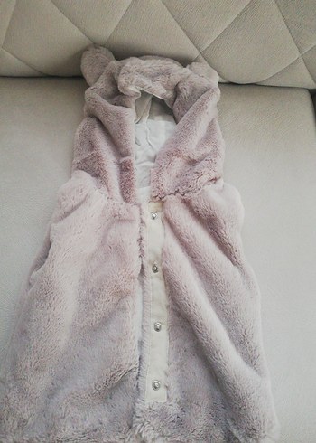 Kız Çocuk Gri Kürklü Kapüşonlu Yelek - Görsel 7