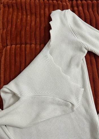 Beyaz V Yaka Triko Kadın Kazak - Görsel 3