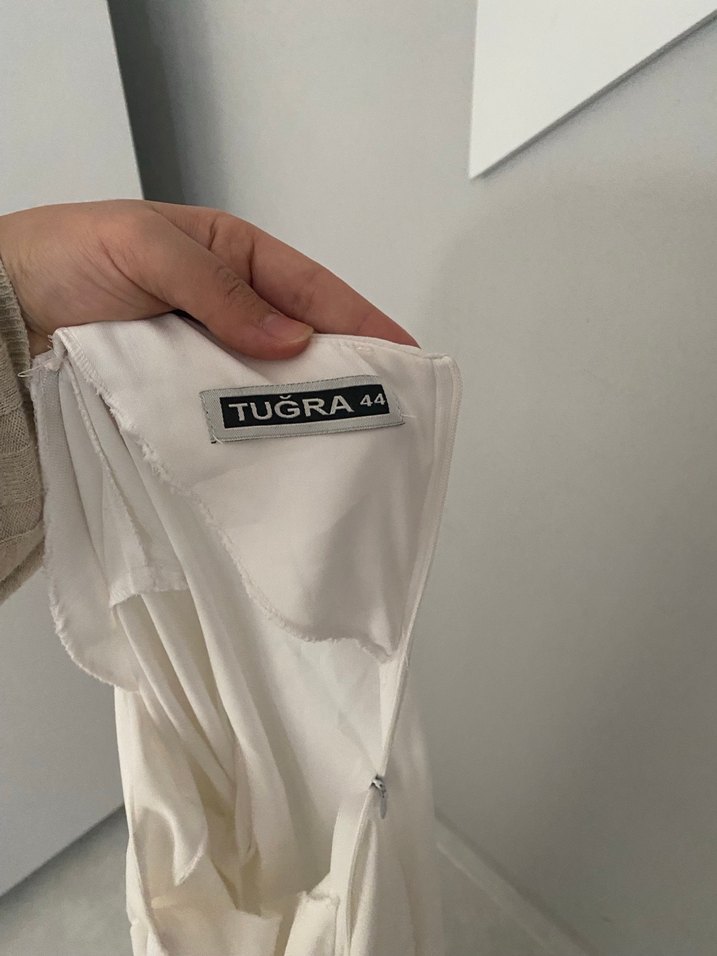 Beyaz V Yaka Uzun Kollu Hamile Tuniği - Görsel 2