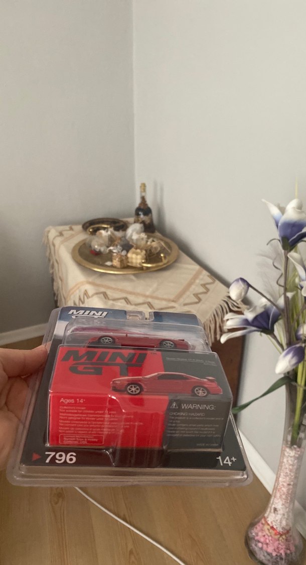 Kırmızı MINI GT Oyuncak Araba - Görsel 2