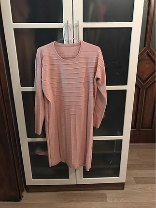 Pembe tunik