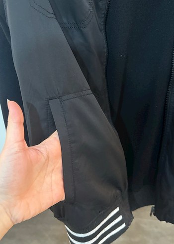 Siyah Fermuarlı Spor Ceket - Görsel 3