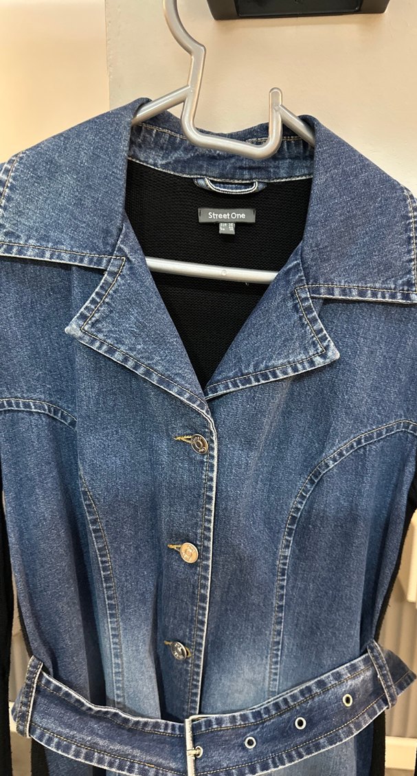 Kemerli Uzun Kadın Kot Ceket - Görsel 2