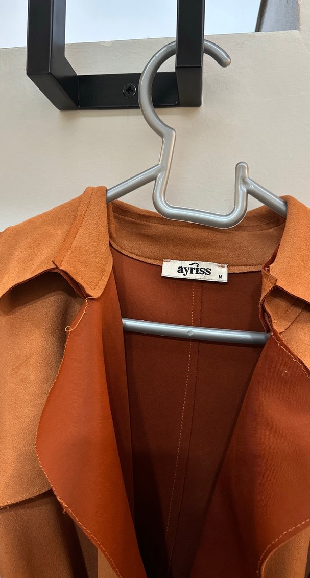 Kahve Süet Kemerli Uzun Kadın Trençkot - Görsel 3