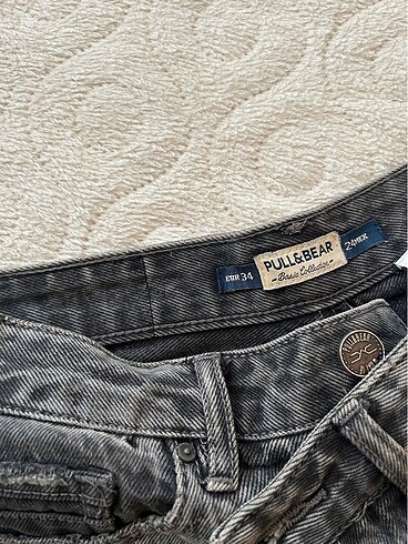 34 Beden gri Renk Pull and Bear şort
