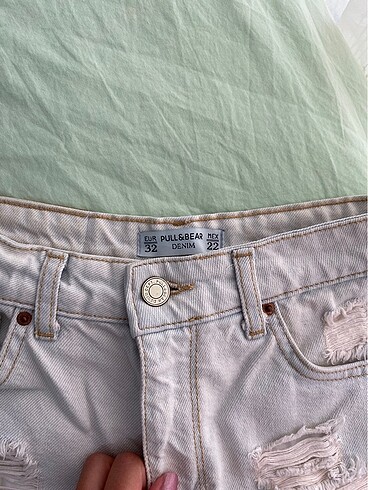32 Beden pull and bear kot şort