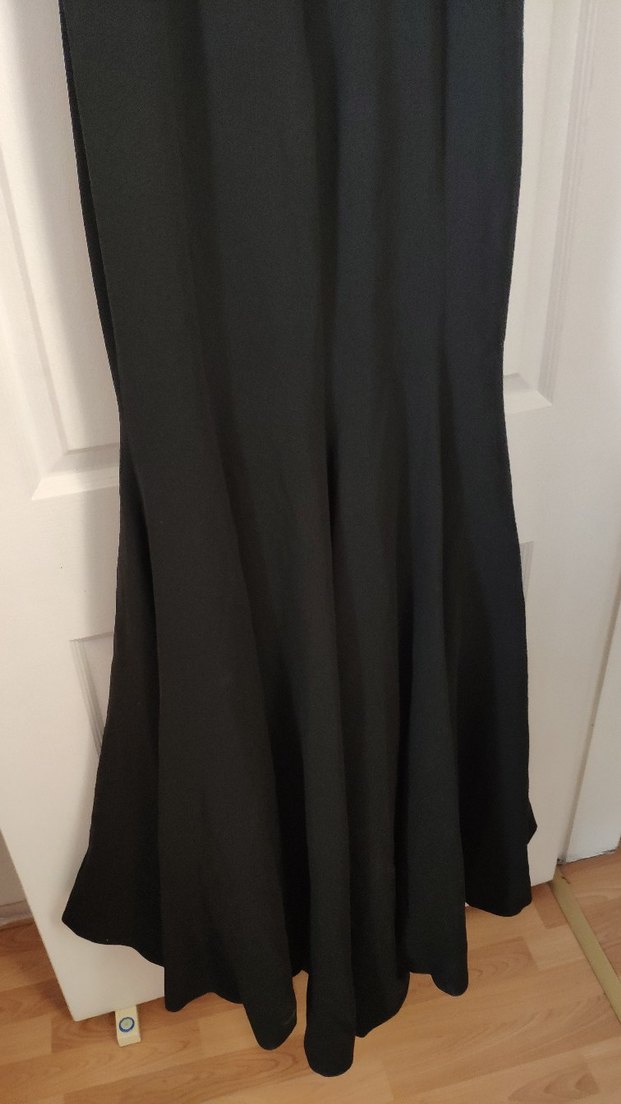 Siyah V Yakalı Uzun Klasik Elbise - Görsel 5