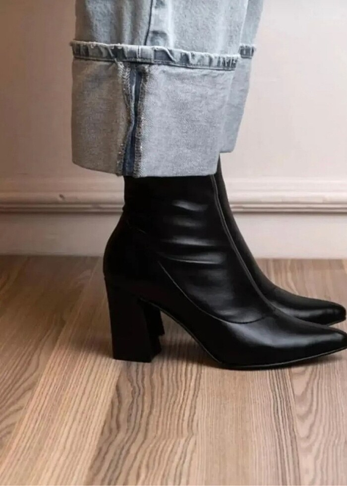 Kadın streç Bot - Görsel 2