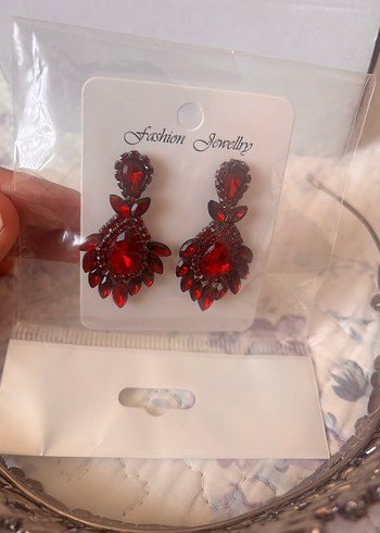 Koyu Kırmızı Kristal Taç ve Küpe Seti - Görsel 5