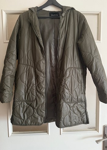 Stradivarius Haki Kadın Mont - Görsel 2