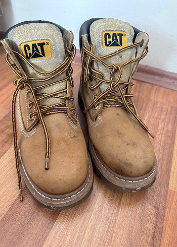 Cat Kahverengi Kadın Bot - Görsel 2