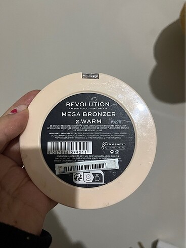 Revolution Bronzer