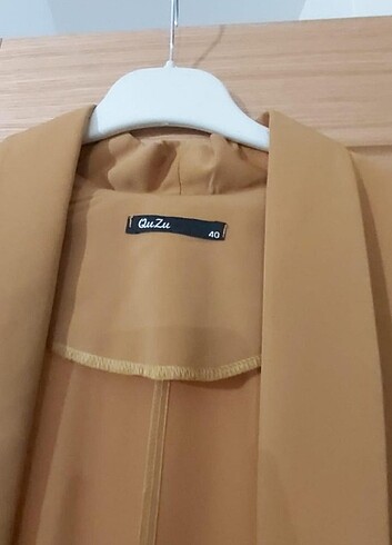 40 Beden sarı Renk Çok güzel rahat ceket