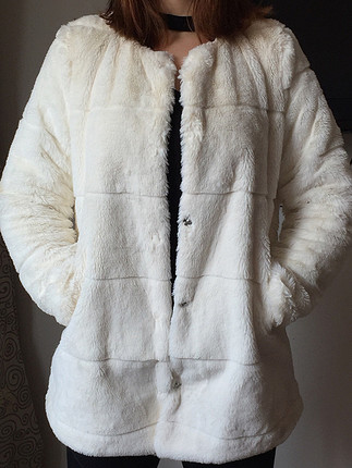 Stradivarius peluş kürk beyaz