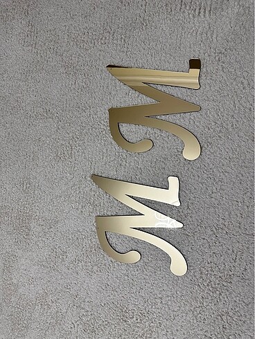 M M. Süs