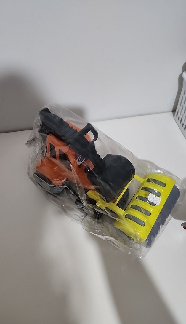 Turuncu Renkli Oyuncak Kepçe - Görsel 3