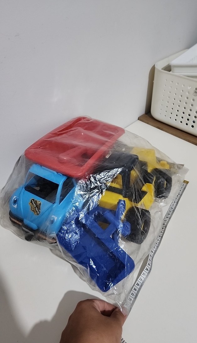 Renkli Plastik Oyuncak Kamyon Seti - Görsel 2