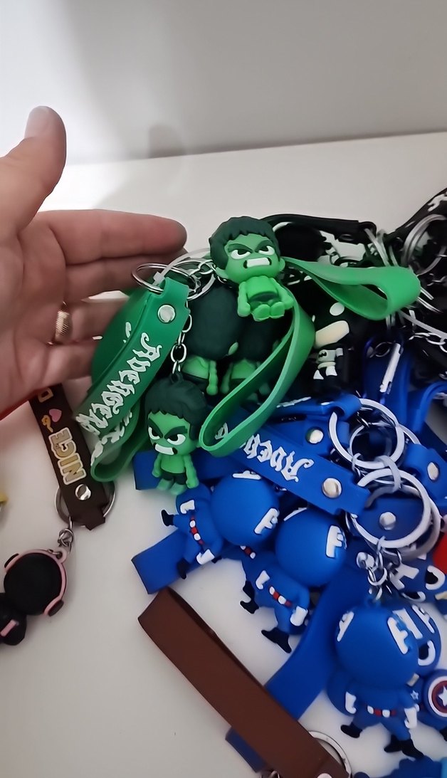 Renkli Rock Punk Kadın Anahtarlık Tane fiyatıdır - Görsel 4