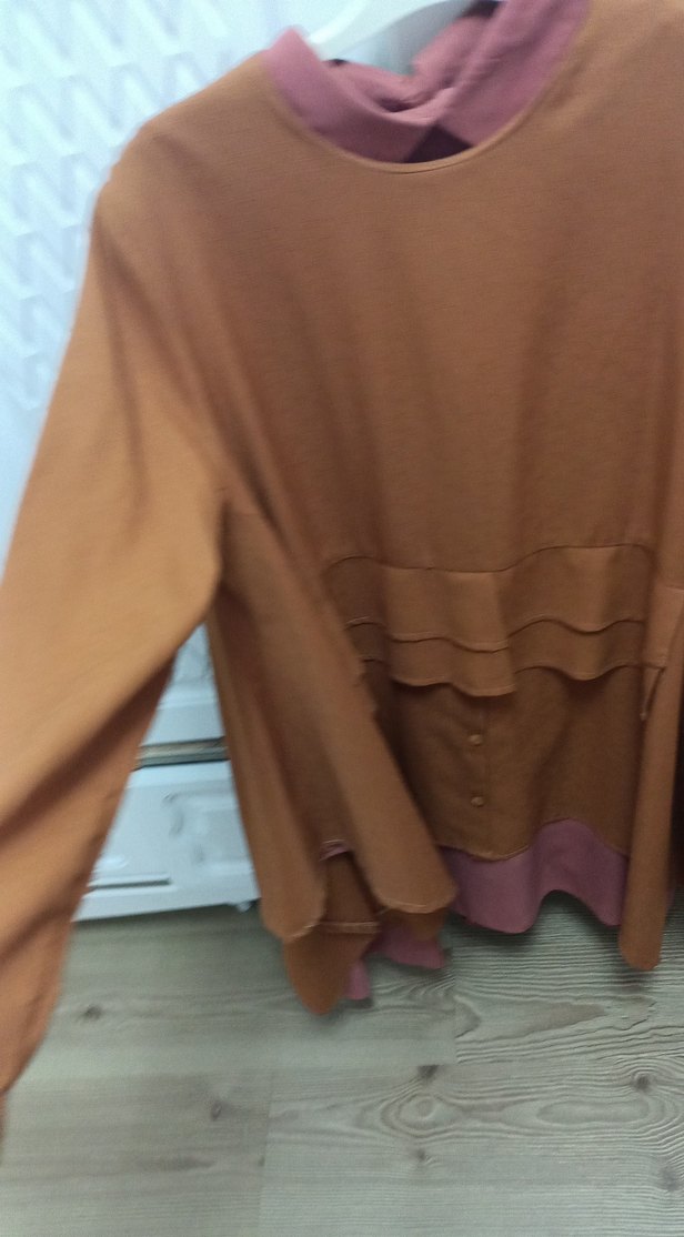 Kahverengi Fırfırlı Kadın Tunik - Görsel 2