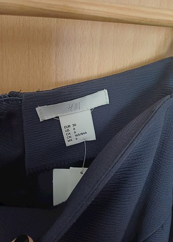 H&M Lacivert Drapeli Askılı Elbise