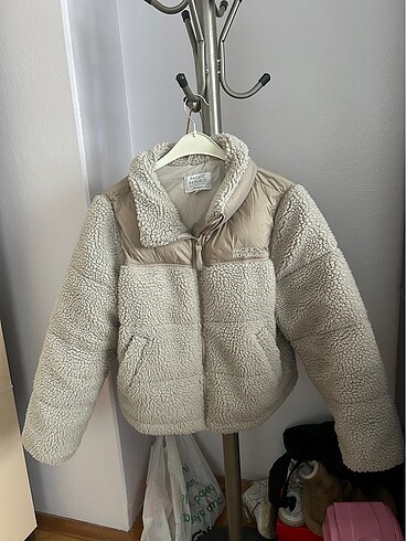 Pull and Bear Peluş mont