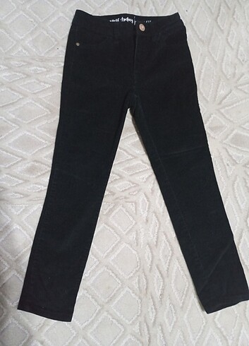 LCW ince fitilli kadife pantalon 7-8yaş kız cocuk