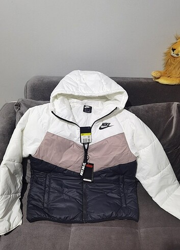 Nike Sıfır Etiketli Thermal Mont