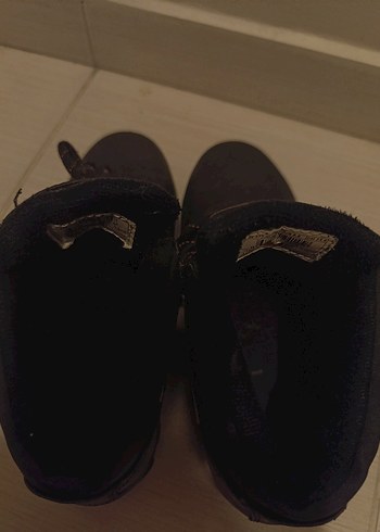 erkek çocuk bot - Görsel 6