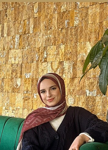 Bordo fendi şal