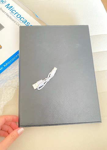 Beden Renk Gri Microcase Tablet Klavye Kılıfı