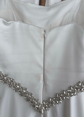 Straplez Beyaz Balık Gelinlik - Görsel 4