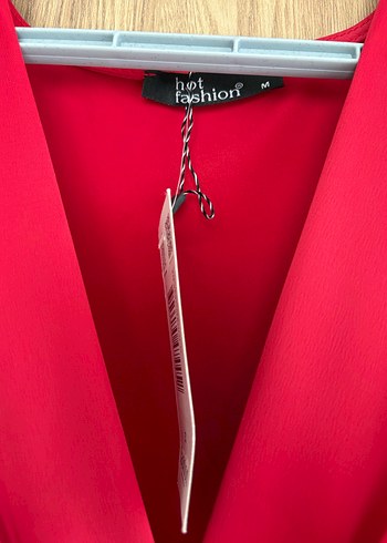 Kırmızı V Yakalı Drapeli Uzun Elbise - Görsel 5