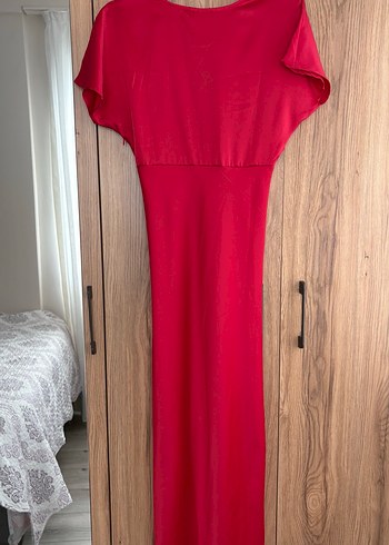 Kırmızı V Yakalı Drapeli Uzun Elbise - Görsel 2