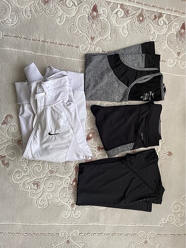 Sporcu tayt bluz hırka takım