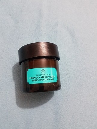 The body shop himalayan charcol purifying glow mask