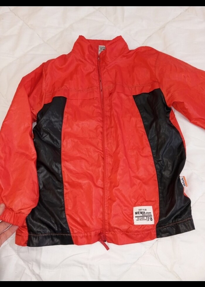 ERKEK ÇOCUK YAĞMURLUK CEKET - Görsel 3