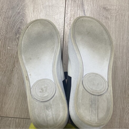 37 Beden beyaz Renk Koton spor ayakkabı