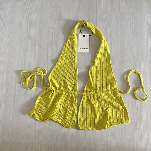 s Beden Pull&bear etiketli crop