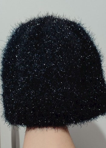 Siyah Kadın Bere - Görsel 3