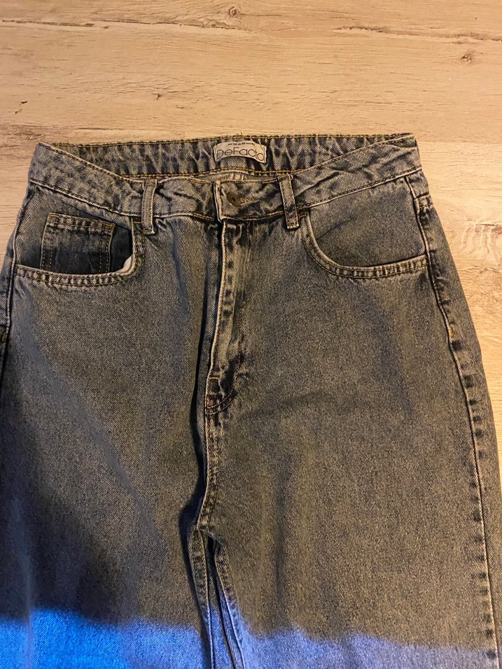 Açık Mavi Rahat Kesim Denim Jean — görsel 2/8