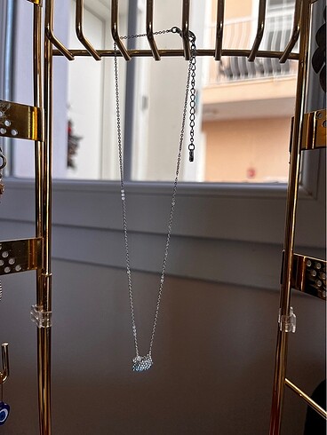 Swarovski imza kolye