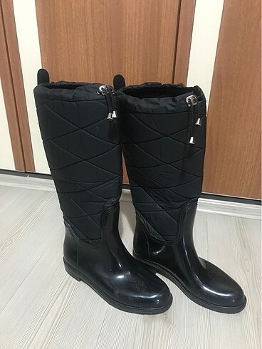 Yağmurluk çizme