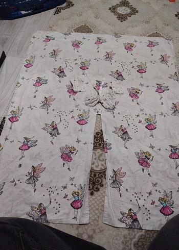 Fiyonklu Beyaz Baskılı Bebek puset örtüsü - Görsel 3