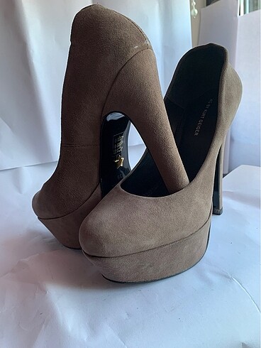 Kurt Geiger Topuklu ayakkabı