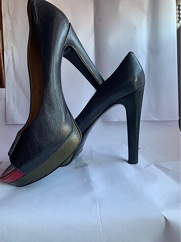 38 Beden siyah Renk Nine west topuklu ayakkabı