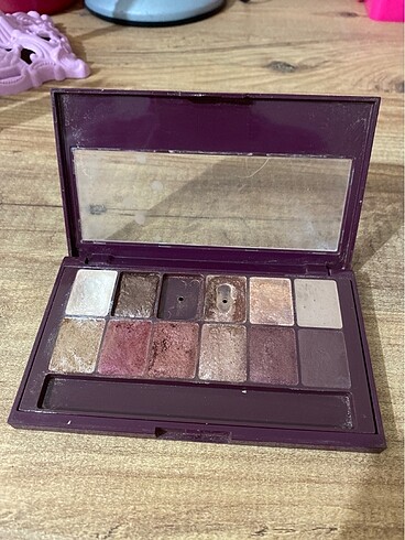 Maybelline Far paleti