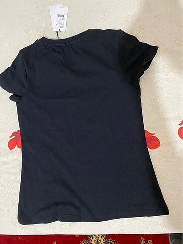 Calvin Klein T-shirt